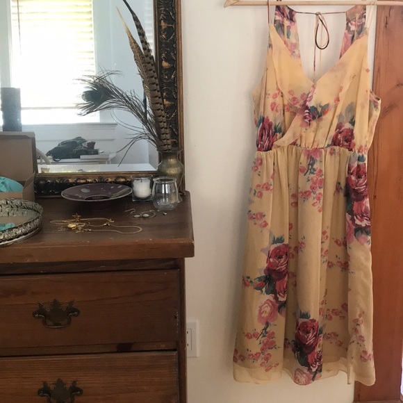 Floral flowy dress - Picture 4 of 5